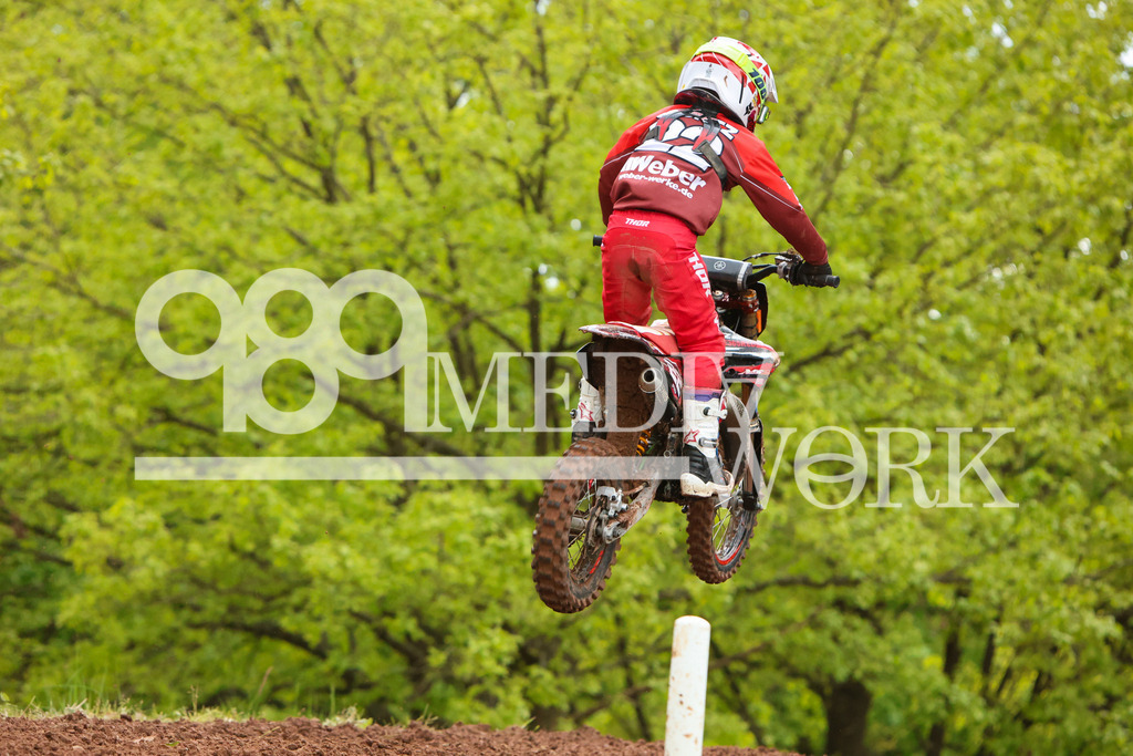 5E6A9881 | 989 MEDIAWORK
