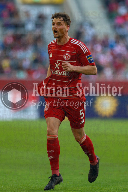 22.03.2026, GER, Fussball, Herren, 2. BL, Saison 2025/2026, Fortuna Düsseldorf - Hertha BSC Berlin | Moritz Heyer (Fortuna Düsseldorf) gestikuliert, Gestik 