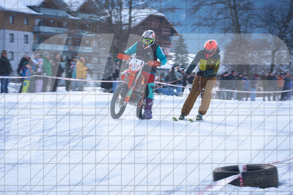 11. Holzknecht Skijöring | Skijöring am 24.01.2026: 11. Holzknecht Skijöring in Gosau am Dachstein, Oberösterreich, ÖsterreichFoto: © 2026 Martin Bihounek | mb-creative.eu