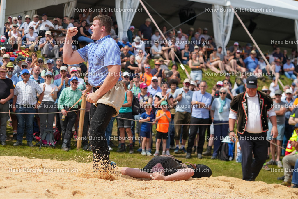 RB_01322 | René Burch leidenschaftlicher Fotograf aus Kerns in Obwalden.  Hier finden sie Sport, Landschaft und Natur Fotografie.
 - Realisiert mit Pictrs.com