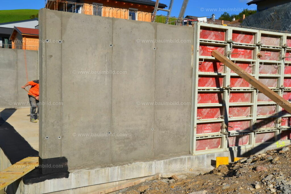 bib-lg04-betonarbeiten-0199 | Nach LV-Leistungsgruppen sortierte Detailfotos über den Bau eines Hauses. Alle Hausbau-Bilder direkt vom Urheber und Autor der Website Haus-Selber-Bauen.com