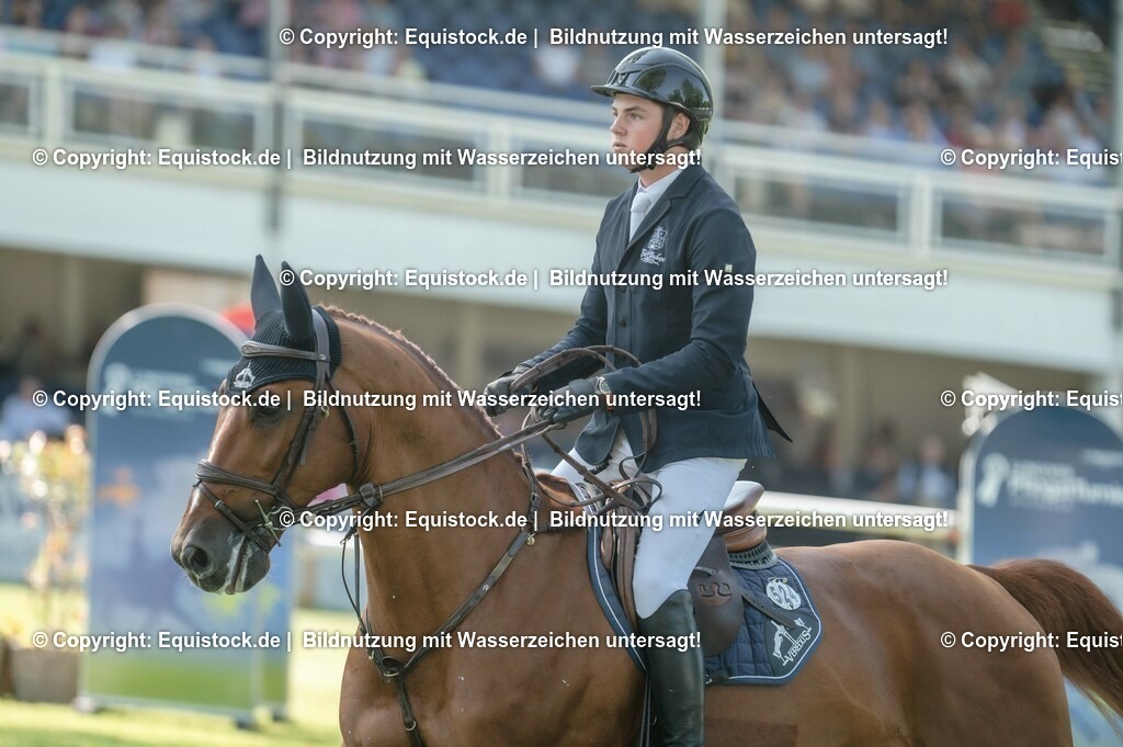 20230528_17_CSI4_Hess.Min.Präs_0114 | equistock