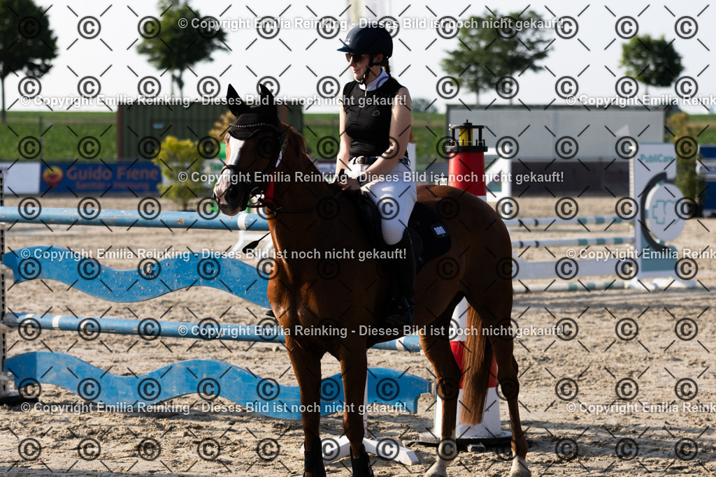 CL5A1530 | Emilia Reinking Fotografie - Realisiert mit Pictrs.com