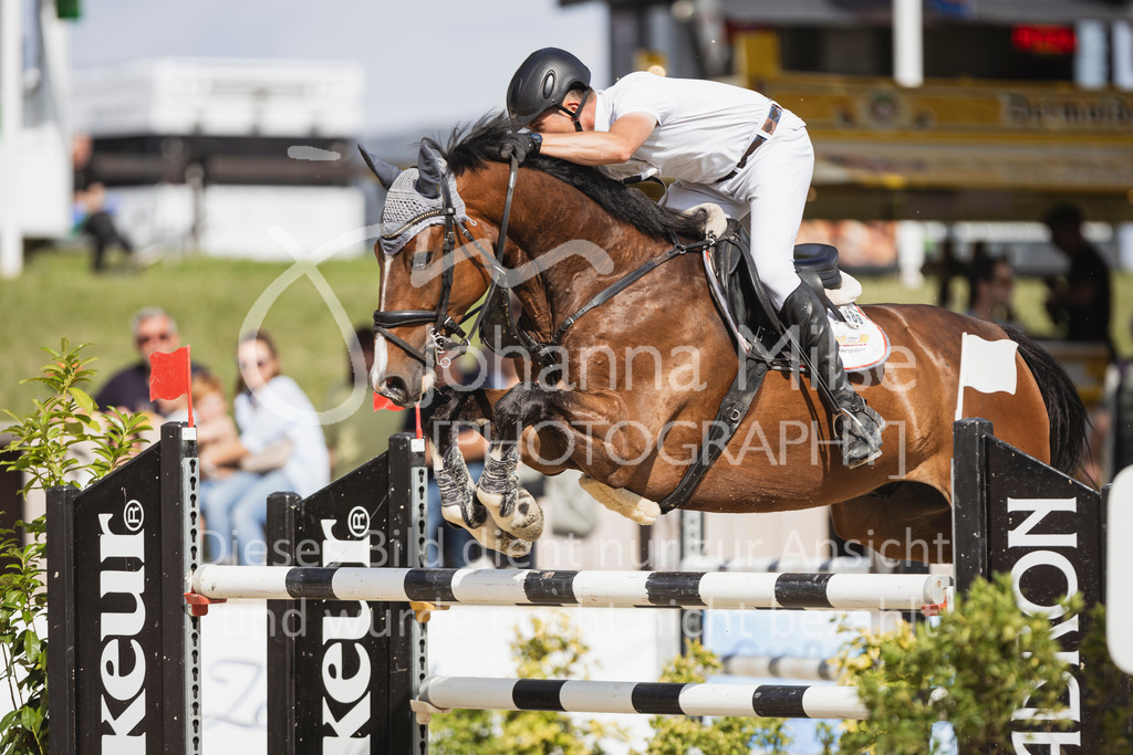 250711_BHO_2Ph-M2-2-831 | Deine schönsten Turniermomente als professionelle Fotos! Entdecke hochwertige Pferdesport-Fotografie im Online-Shop. Jetzt Fotos finden & bestellen!