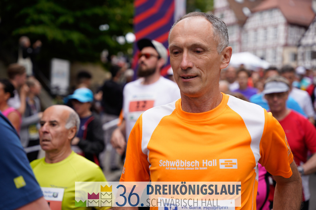 VR Bank Hauptlauf 10km | 3königslauf 2022 VR Bank Hauptlauf - Realisiert mit Pictrs.com