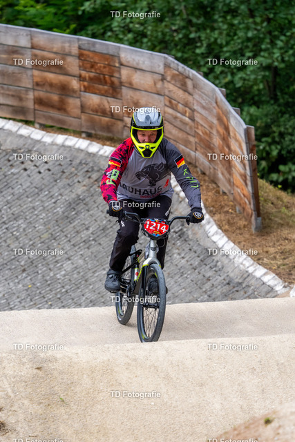 BayBMX2026-05401 | Fotogalerie von Thomas Dettweiler mit Eventbildern und lizenzfreien Fotos. Perfekt als Wandbild, für Büro, Website oder private Nutzung. - Realisiert mit Pictrs.com