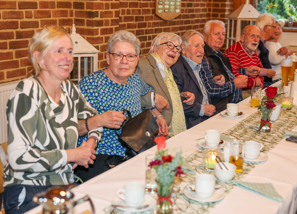 top-top.de-251112-041 | Foto, Video, Fotografie, Videografie, Fotobox, DJ, Discjockey, Musik, Musikbox, Veranstaltung, Photobooth, Amazon, Ebay, Buchtipp, Bestseller, Autor, Verlag, Buch, Wesel, Hamminkeln, NRW, Dinslaken, Rees, Drohne, Hochzeit, Party, Fotobox, Wesel, Fotograf