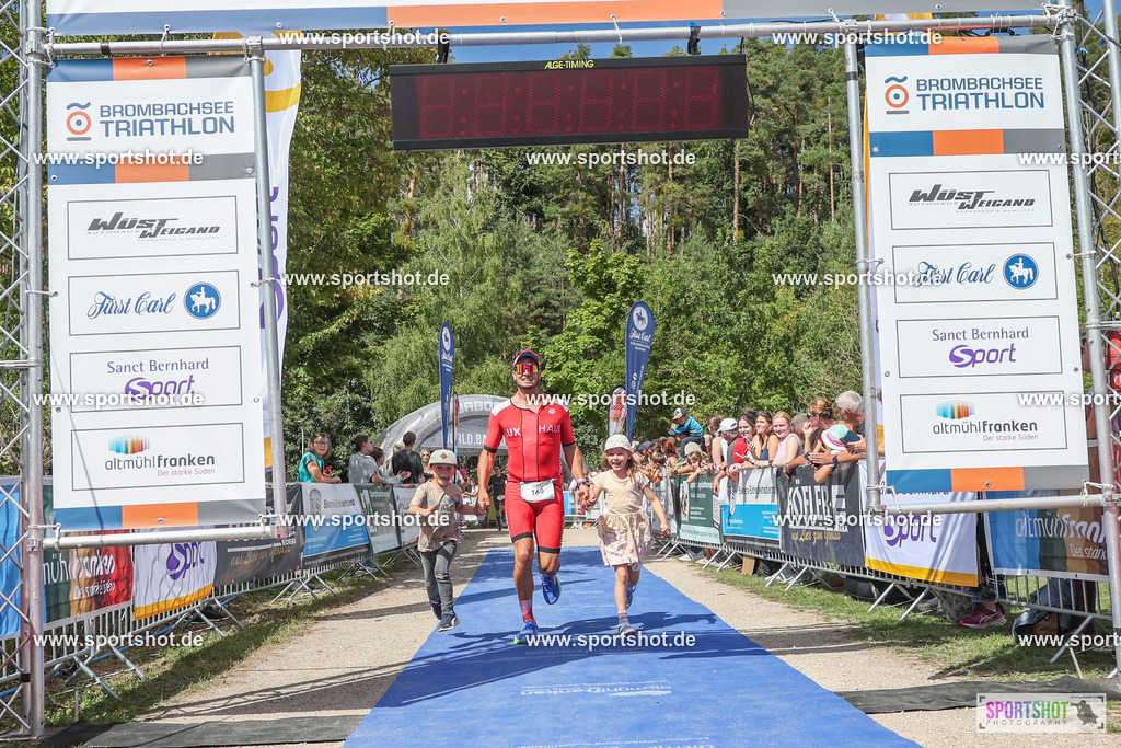 LUR_6194 | Brombachsee Triathlon 2025 #brombachseetriathlon #triathlonbrombachsee #yourpictrs #sportshot_your_pictrs @Sportshotphotography  www.sportshot.de