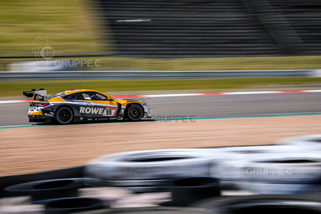 24hNbr23_0518130058760DM | Motorsport-Fotografie: DTM, 24h Nürburgring und GT-Action in hochauflösenden Bildern. Entdecke packende Rennmomente & Impressionen direkt aus der Boxengasse. - Realisiert mit Pictrs.com