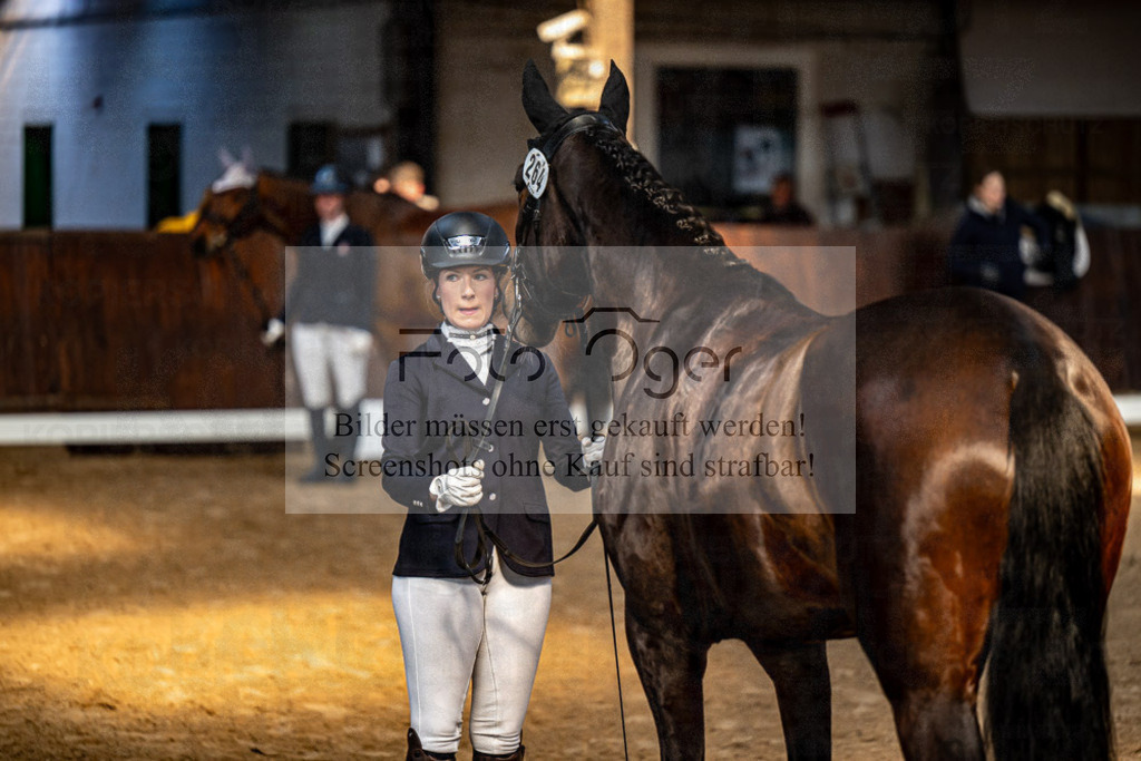 20240308-DOS_4110 | Entdecke hochwertige Reitturnierfotos von Foto Oger. Professionell, emotional und authentisch – jetzt Lieblingsmomente im Shop bestellen.Deutschlandweite Turnierfotografie. - Realisiert mit Pictrs.com