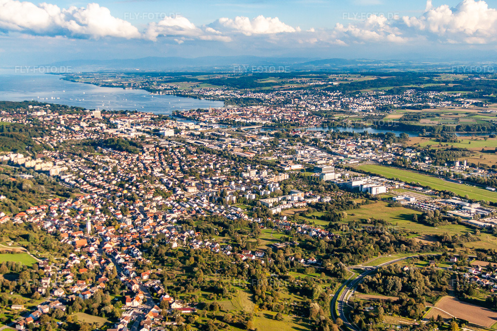 Luftbild: Ortsansicht von Nordwesten im Ortsteil Petershausen in Konstanz im Bundesland Baden-Württemberg in Deutschland. Foto: IMG_71626.jpg vom 30.08.2014 durch Werner Riehm/FLY-FOTO.de