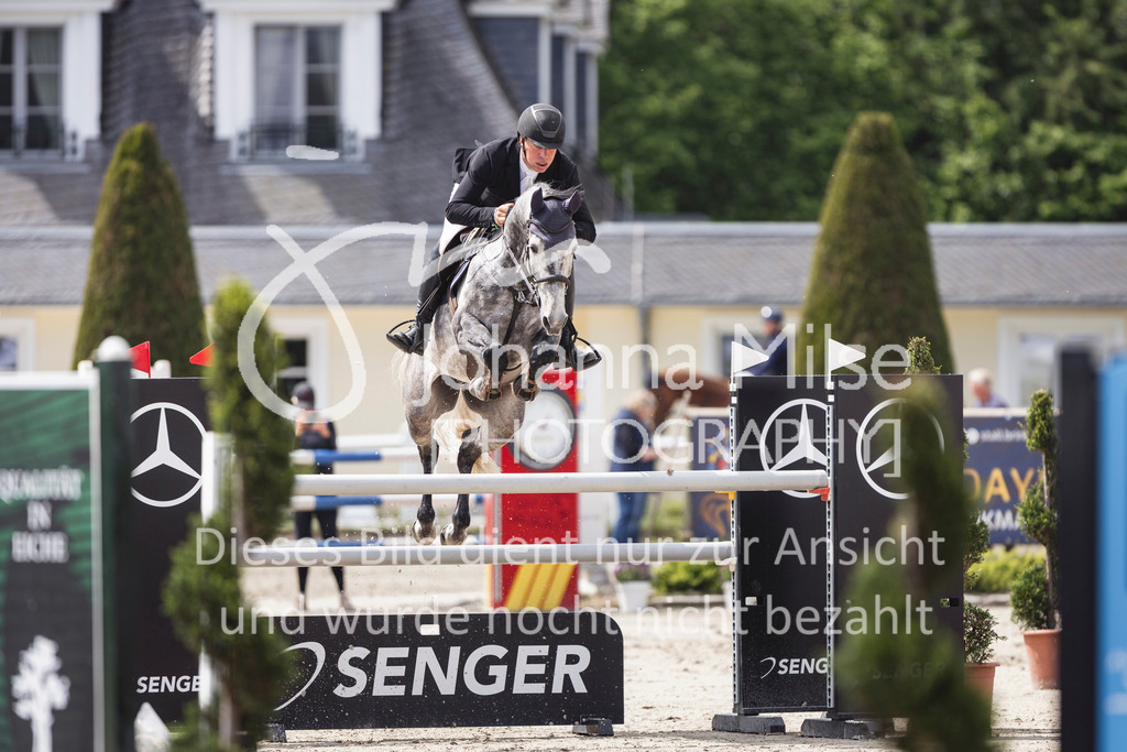 260509_PfSpTa_13_M2-Spr-317 | Deine schönsten Turniermomente als professionelle Fotos! Entdecke hochwertige Pferdesport-Fotografie im Online-Shop. Jetzt Fotos finden & bestellen!