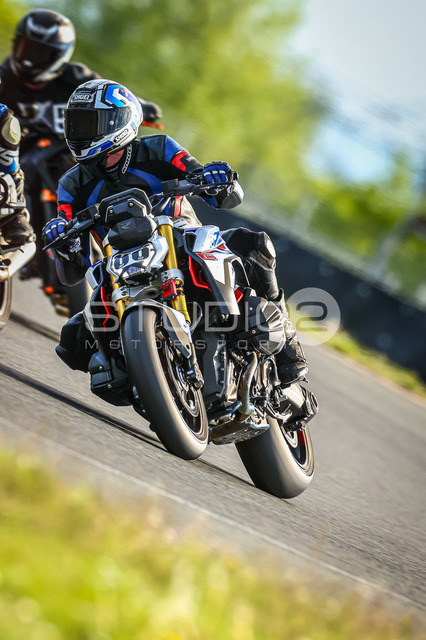 0086-260504OSL-025_86 | Deine Full-Service-Agentur für ✔️Videoproduktionen und ✔️Motorsportfotografie Jetzt Angebot anfragen!
