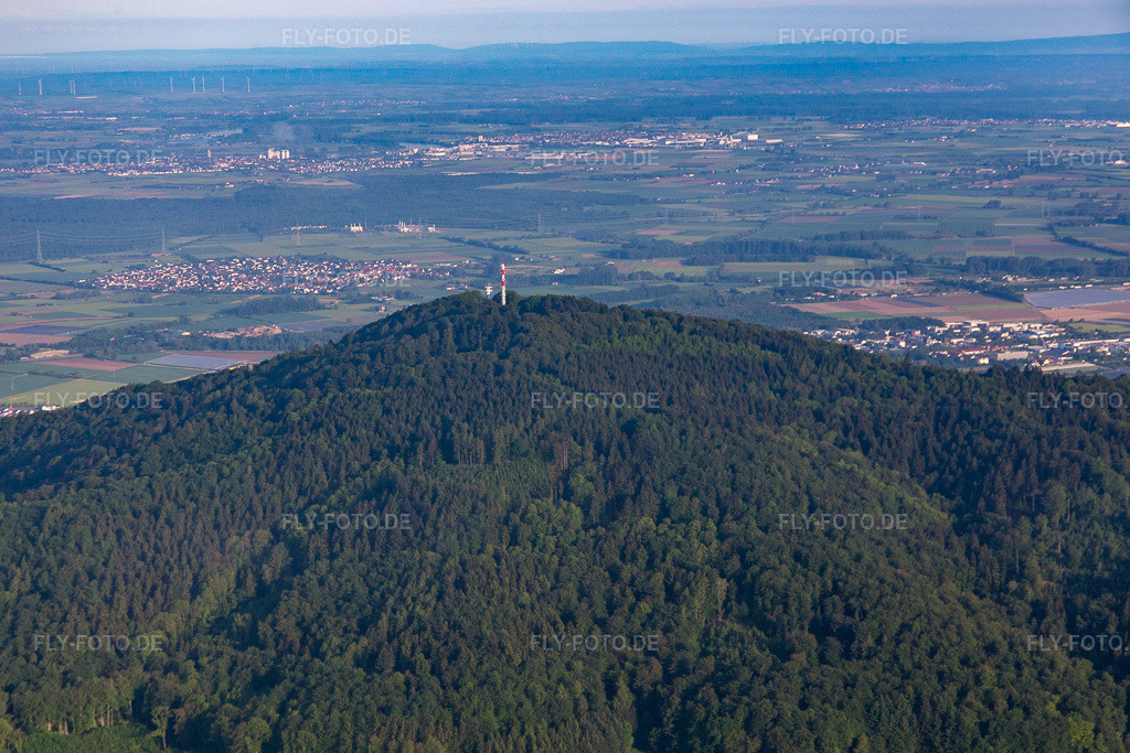 Luftbild: Melibokus im Ortsteil Hochstädten in Bensheim im Bundesland Hessen in Deutschland. Foto: IMG_088697.jpg vom 20.05.2016 durch Werner Riehm/FLY-FOTO.de