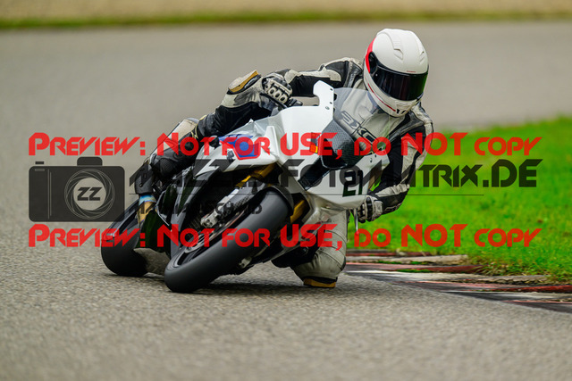 MaZZes_Fotomatrix_20241003_6007705_6724 | GELB