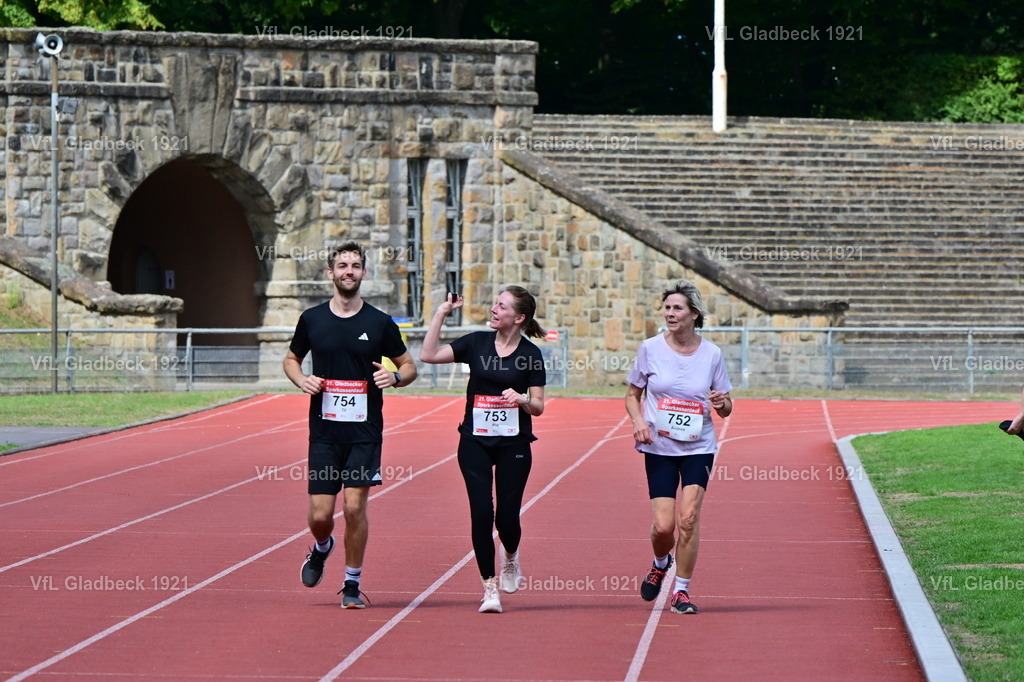 2026-08-23_Sparkassenlauf_10KM_RKrü_000632 | Die Fotografen - Realisiert mit Pictrs.com