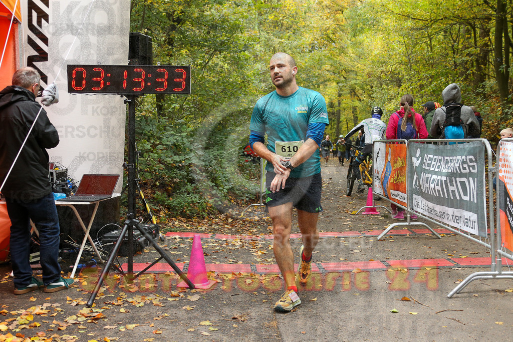 251026_1315_EX1_3007 | Sportfotografie im Rhein-Sieg Kreis, Köln, Bonn, NRW, Rheinland Pfalz, Hessen, etc. Unser Tätigkeitsfeld umfasst den Laufsport vom Volkslauf über den Marathon, Duathlon, Triathon bis zum Ultralauf wie Kölnpfad Ultra oder Schindertrail.