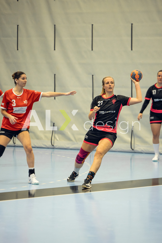 Handball I Frauen I Saison 2025-2026 I Frauen 2. Liga I 8. Spieltag I SG Schaffhausen - SG Red Dragons Uster I 23.11.2025 | Hochwertige Sportfotos kaufen & lizenzieren für Medien, Vereine, Agenturen & Sportler:innen. Entdecke professionelle Sportfotografie im Bildshop von Alexander Franzen. - Realisiert mit Pictrs.com