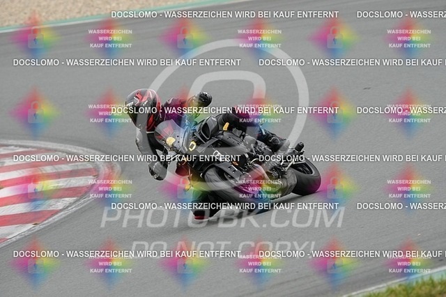 2025_09_01_PBK_41224 | Sportfotografie; SlowMotion; Video; Rennstrecke; Hafeneger; RSE; Speer; Trackday; Motorsportarena; Hockenheimring; Brno; Most; Barcelona; Valencia, Benny; Kaetzmer;
