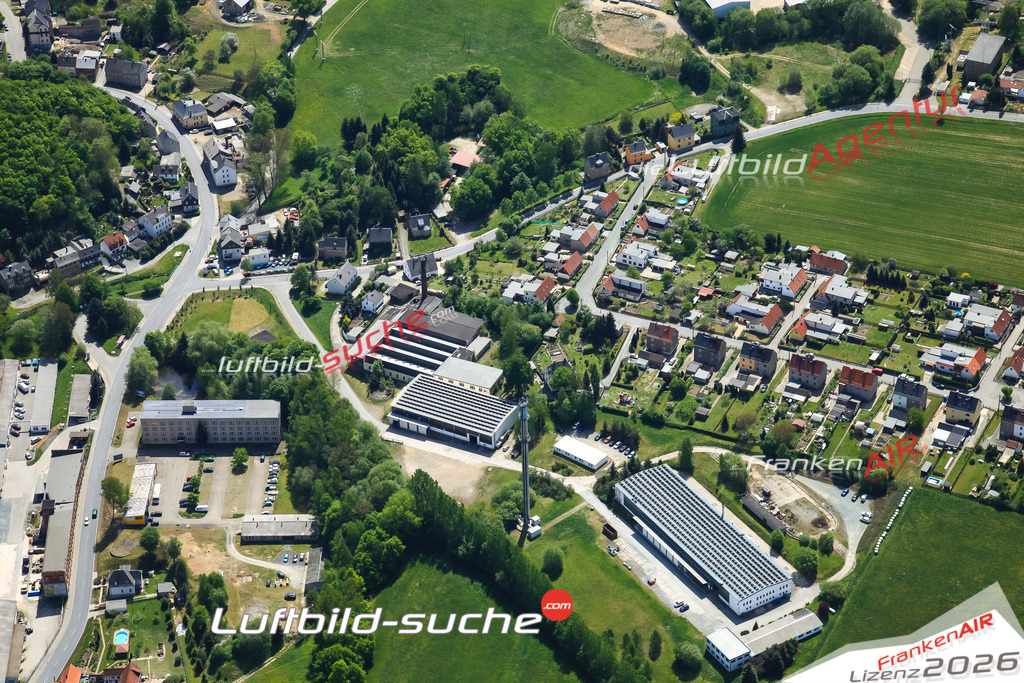 Die Luftaufnahme der Stadt Greiz wurde vom UL-Flugzeug heraus erstellt ( keine Drohne )- hohe Auflösung für beste Qualität