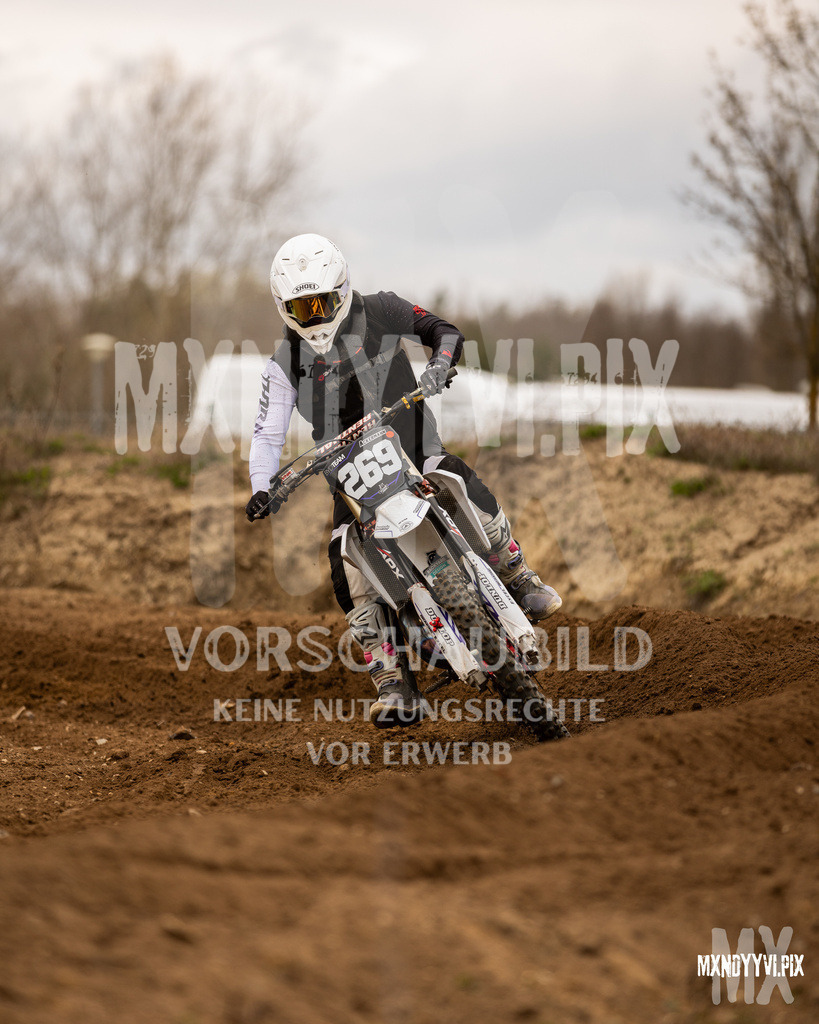866A1581 | mxndyyvipix