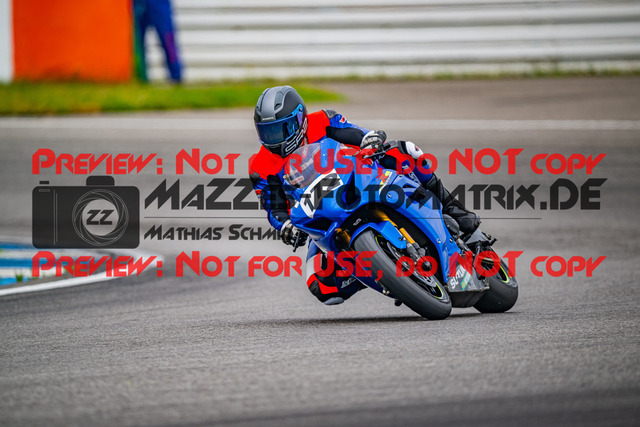 MaZZes_FotoMatrix_240701_6007705_3473 | WEISS