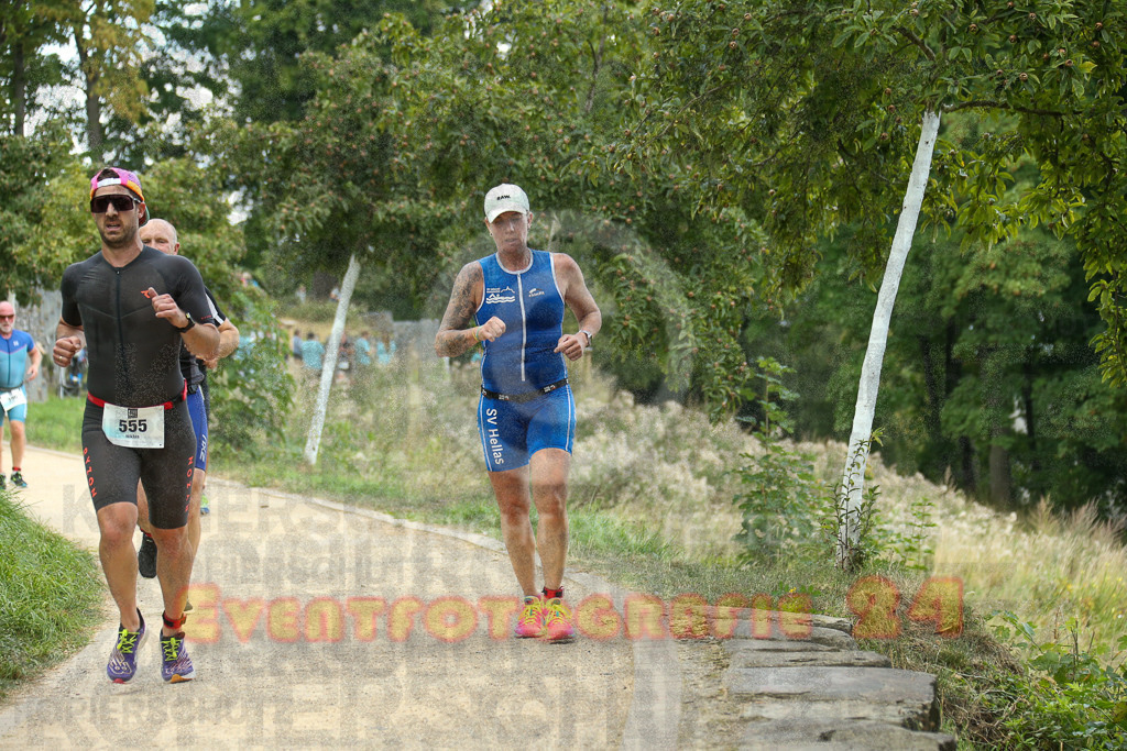 250824_1357_EX1_4413 | Sportfotografie im Rhein-Sieg Kreis, Köln, Bonn, NRW, Rheinland Pfalz, Hessen, etc. Unser Tätigkeitsfeld umfasst den Laufsport vom Volkslauf über den Marathon, Duathlon, Triathon bis zum Ultralauf wie Kölnpfad Ultra oder Schindertrail.