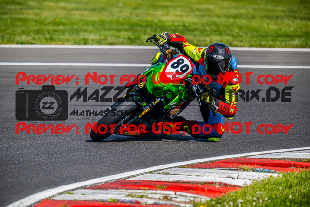 MaZZes_FotoMatrix_220506_98561 | Fotograf Mathias Schmid
Sportfotograf,
Eventfotograf,
Hochzeitsfotograf,
Portraitfotograf