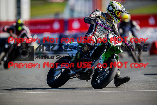 MaZZes_FotoMatrix_220903_1327 | S4