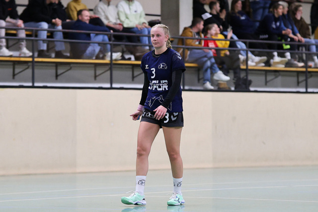 Handball I Damen I Saison 2025-2026 I Verbandsliga Süd I HSG Kalkberg 06 - MTV Dänischenhagen I 14.12.2025.111 | Franziska Hänisch (3, HSG Kalkberg 06) - Realisiert mit Pictrs.com