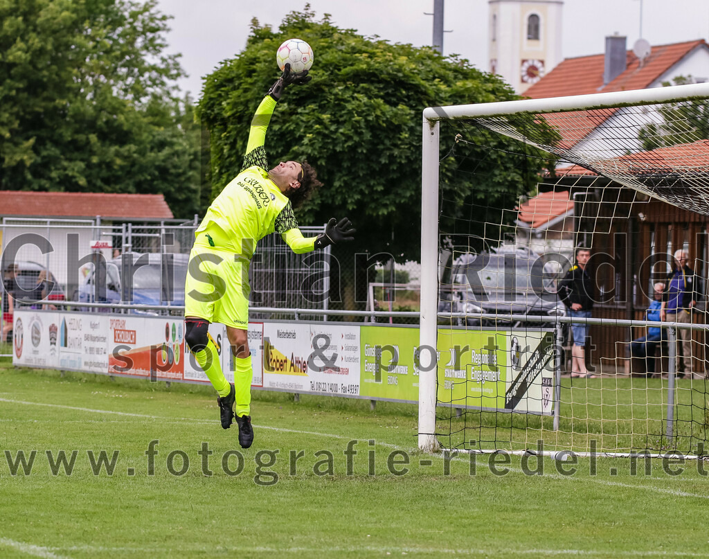 2023-07-02_038_SV_Walpertskirchen_II_gegen_FC_Herzogstadt_II | Walpertskirchen, Deutschland, 02.07.2023:
Fußball, A-Klasse 2023 / 2024, Testspiel, SV Walpertskirchen II gegen FC Herzogstadt II, Endergebnis: 2:0

Foto: Christian Riedel / fotografie-riedel.net