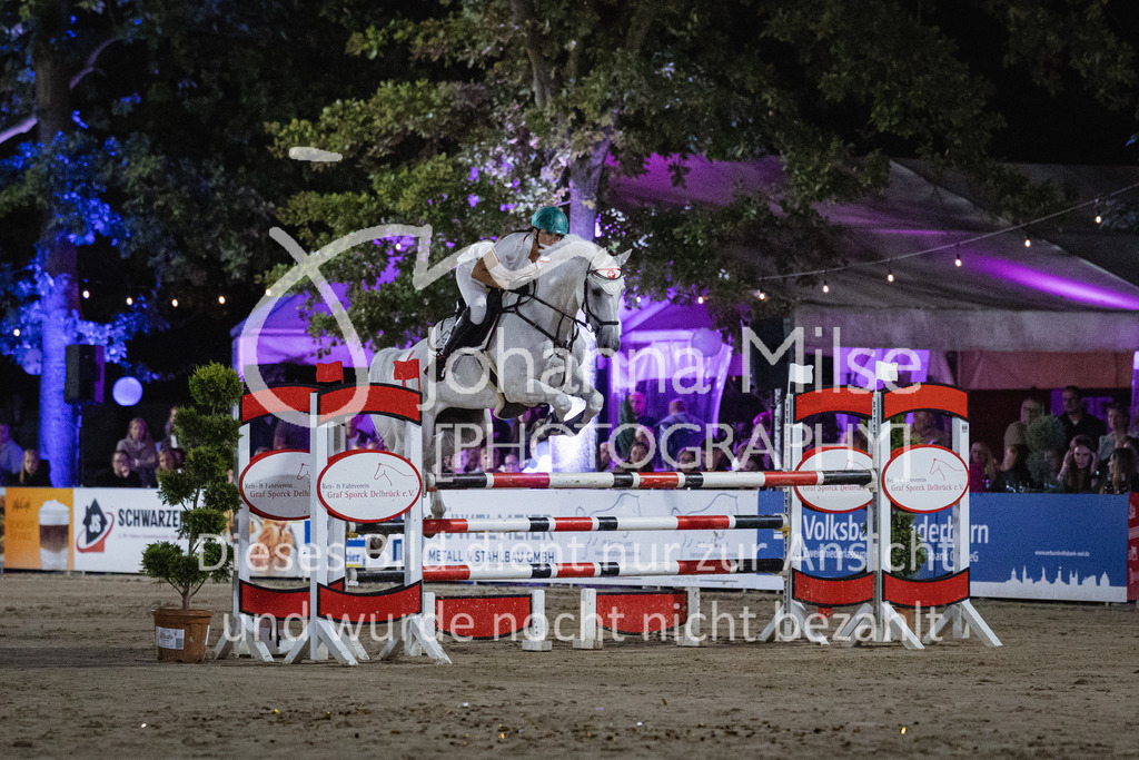 230827_Delbrueck_Kostuem-823 | Deine schönsten Turniermomente als professionelle Fotos! Entdecke hochwertige Pferdesport-Fotografie im Online-Shop. Jetzt Fotos finden & bestellen!