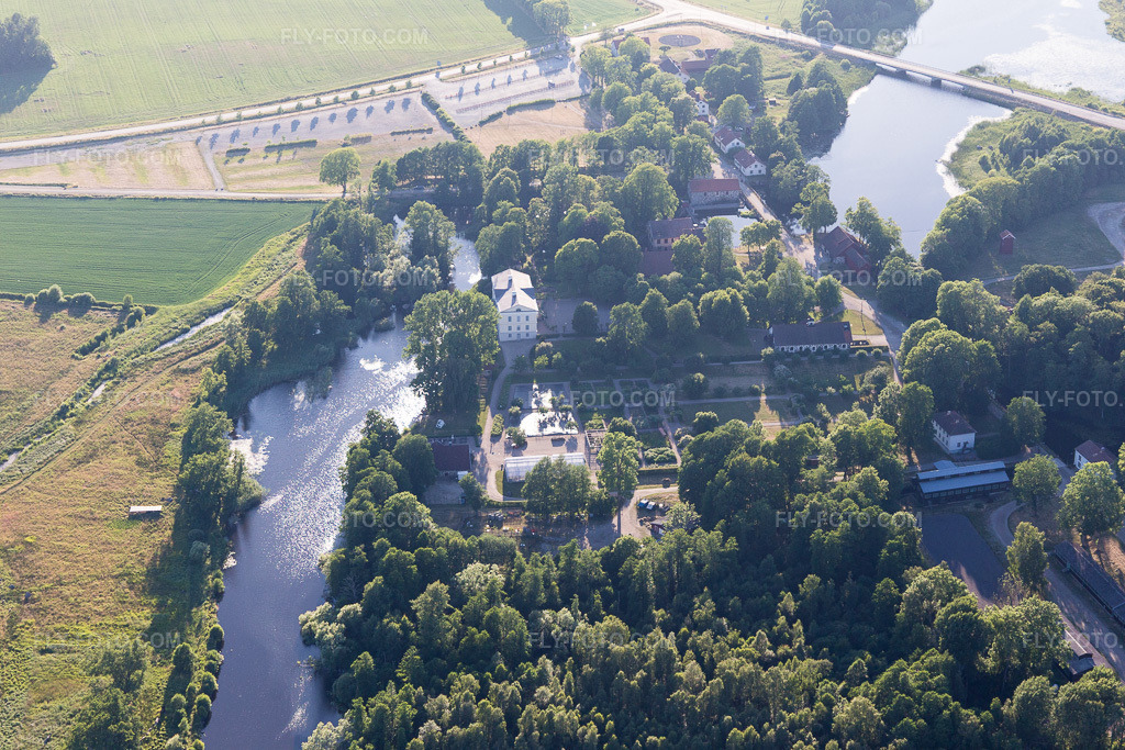 Aerial view: View of the town in Odensjö in the state Kronoberg, Sweden. – Photo: IMG_108048.jpg taken on 06/26/2018 by Werner Riehm/FLY-FOTO.com – Resolution of the original: 5472 x 3648 px