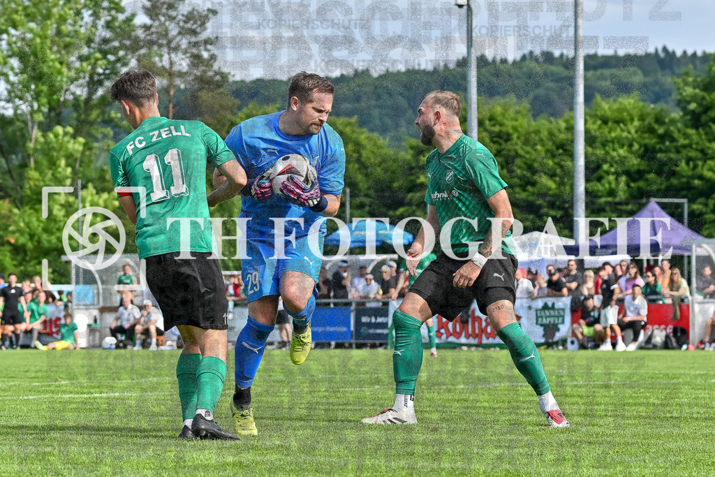 GER, FC Zell - FC Wittlingen, Fussball, Rothaus Bezirkpokal, Finale, Saison 2024/2025, 29.05.2025 | GER, FC Zell - FC Wittlingen, Fussball, Rothaus Bezirkpokal, Finale, Saison 2024/2025, 29.05.2025Foto: TH Fotografie/Thomas Hess