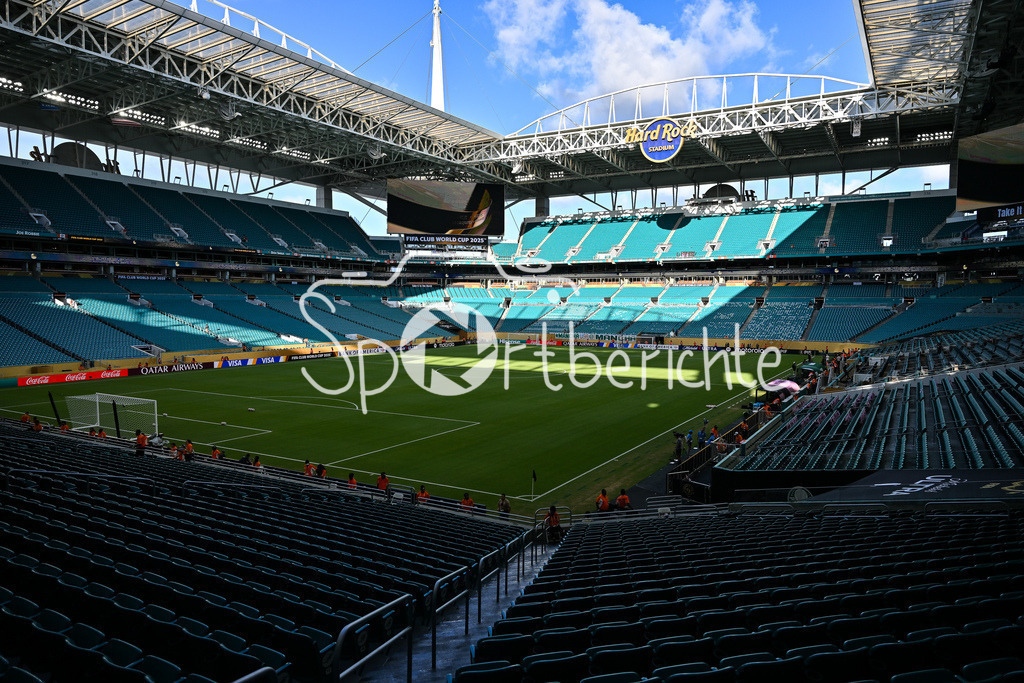 Inter Miami CF - Palmeiras Sao Paulo | Ein Blick in das Hard Rock Stadium von Miami - Florida / Symbolbild / Stadionfoto / Stadionbild / Stadion / Arena / FIFA Club World Cup: Inter Miami CF - Palmeiras Sao Paulo, Hard Rock Stadium am 23.06.2025 / NOT FOR SALE IN USA