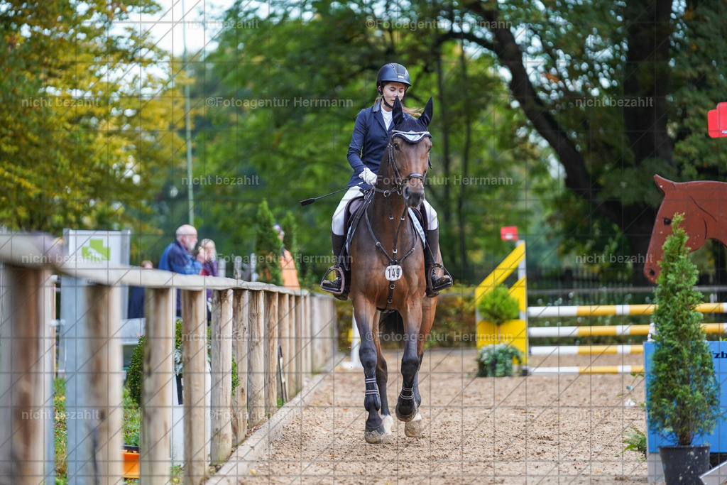 20221009-FAH08276 | Diessen am Ammersee, 2022, Dressur- und Springturnier, Reitsportbilder, Turnierfotografen Bayern, Pferdefotografen, Fotoagentur Herrmann, Turnierbilder