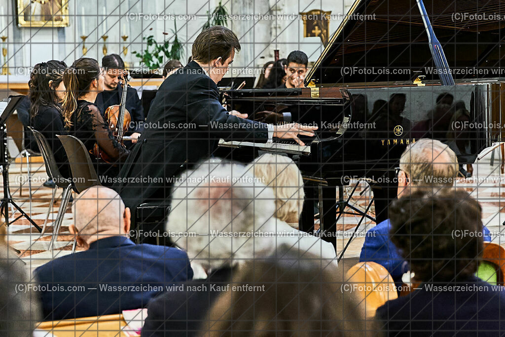 ALS0458_XXXIX-Chopin-Festival_Camerata Mozartiana_Wunder Ingolf | (C)FotoLois.com, Alois Spandl, Eröffnungskonzert in der Kartausenkirche mit Camerata Mozartiana unter Dirigent Daniel Auner, Janusz Olejniczak (Klavier), Natalia Rehling (Klavier), Kompnistin Johanna Doderer und Ingolf Wunder (Klavier), Fr 4. August 2023  . August 2023.