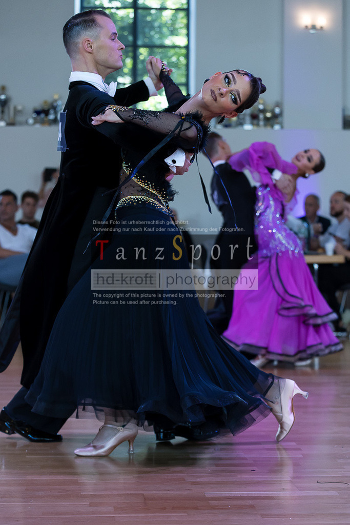 20240615_DM-HGR-Kombi_10032 | Tanzsportbilder, Standardtanz, Lateintanz, WDSF, DTV, LTVB, dancecomp, goc, hessen tanzt, blaues band der spree, walzer, tango, wiener walzer, slowfox, quickstepp, samba, rumba, cha-cha-cha, paso doble. jive, hd-kroft photography, turniertanzsport