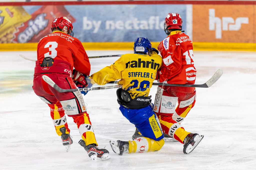 EHCB vs HCD 20262703-433818624 | Sportbilder, Sportfotograf, Hochzeits- und Eventfotografin, Flugshows, Portraits und Tiershooting, Aviation, Downhill, Nationalleague, Swissleague, International