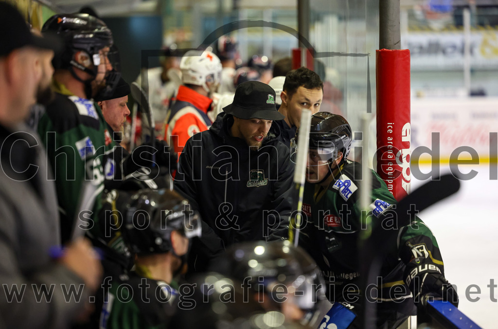 2023-03-03_132_TSV_Erding_gegen_ESC_Kempten | Erding, Deutschland, 03.03.2023:
Eishockey, Bayernliga Playoffs 2022 / 2023, Viertelfinale, TSV Erding gegen ESC Kempten, Endergebnis: 9:3

Foto: Christian Riedel / fotografie-riedel.net