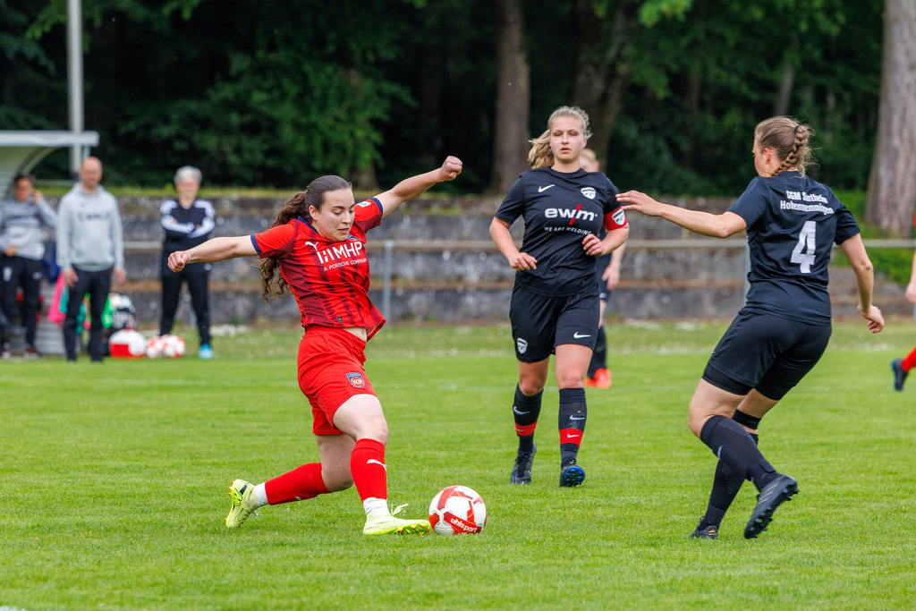 20260517-SGMHS-FCH_075 | SGM Hohenmemmingen/Sontheim vs. 1.FC Heidenheim 1846 II, Fußball, Frauen, Bezirksliga Meisterrunde, 2025/2026, 4. Spieltag, 17.05.2026 in Sontheim, Rasenplatz 1(Foto: Michael Bulling) - Realisiert mit Pictrs.com