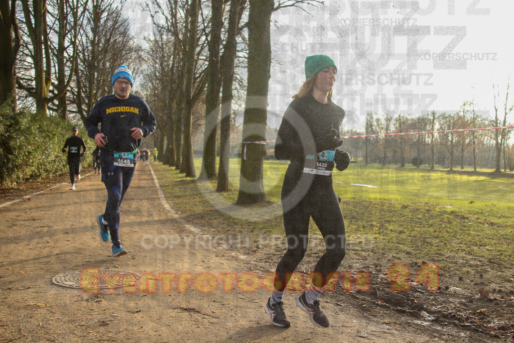 241231_1019_EV4_3806 | Sportfotografie im Rhein-Sieg Kreis, Köln, Bonn, NRW, Rheinland Pfalz, Hessen, etc. Unser Tätigkeitsfeld umfasst den Laufsport vom Volkslauf über den Marathon, Duathlon, Triathon bis zum Ultralauf wie Kölnpfad Ultra oder Schindertrail.