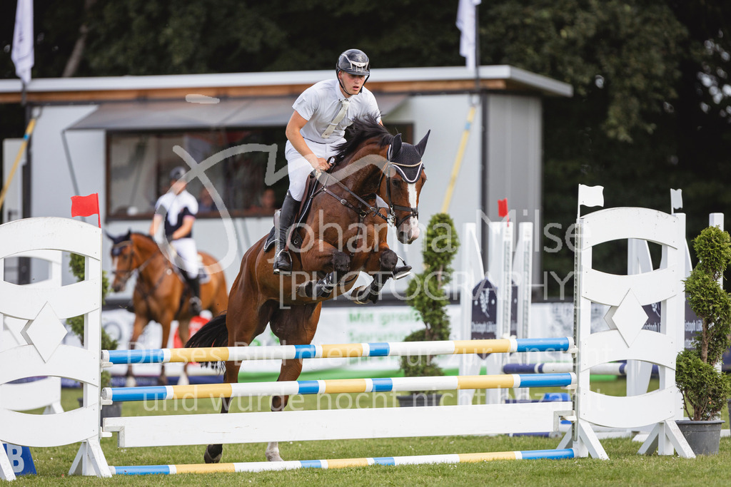 240719_LC_SprPf-A1-134 | Deine schönsten Turniermomente als professionelle Fotos! Entdecke hochwertige Pferdesport-Fotografie im Online-Shop. Jetzt Fotos finden & bestellen!