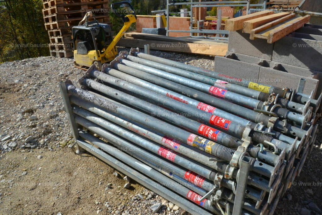 bib-lg01-baustelleneinrichtung-0147 | Nach LV-Leistungsgruppen sortierte Detailfotos über den Bau eines Hauses. Alle Hausbau-Bilder direkt vom Urheber und Autor der Website Haus-Selber-Bauen.com