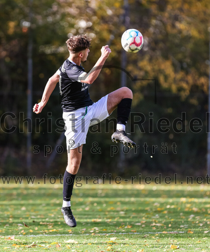 2023-11-05_079_FC_Herzogstadt_gegen_TuS_Oberding | Erding, Deutschland, 05.11.2023:
Fußball, Kreisklasse 2023 / 2024, 14. Spieltag, FC Herzogstadt gegen TuS Oberding, Endergebnis: 4:5

Dardan Recica (FC Herzogstadt, #14)

Foto: Christian Riedel / fotografie-riedel.net
