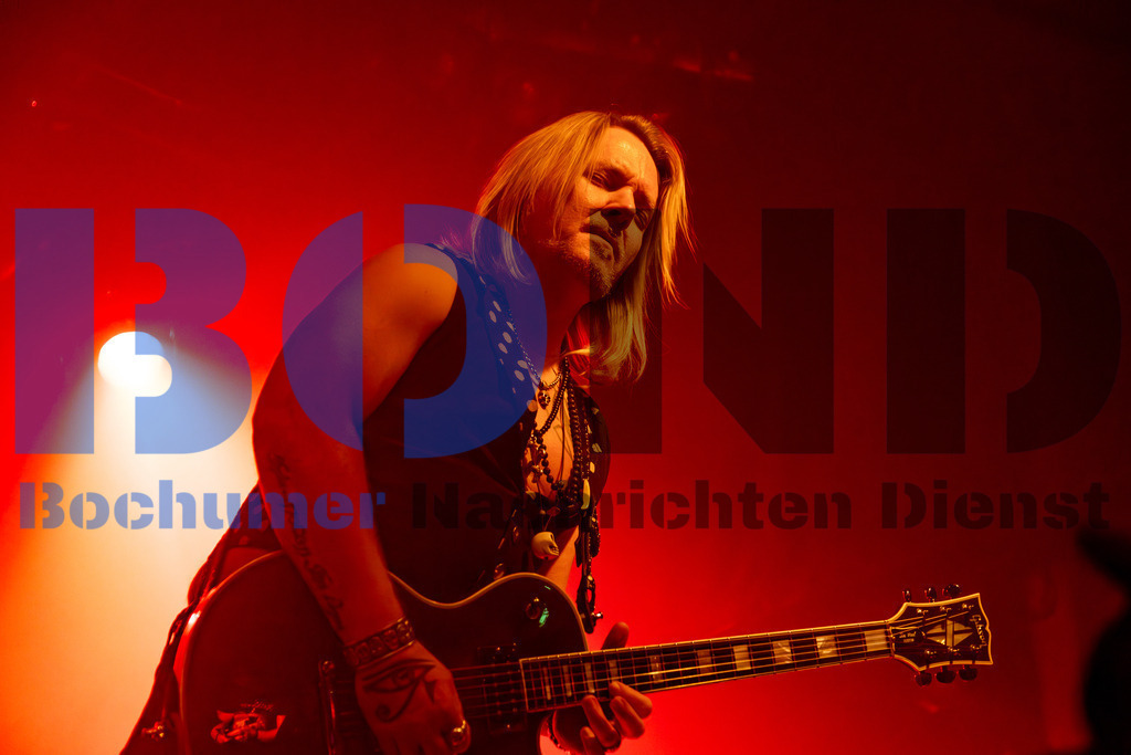 SES_NURDIO20250102-49 | bond - Realisiert mit Pictrs.com