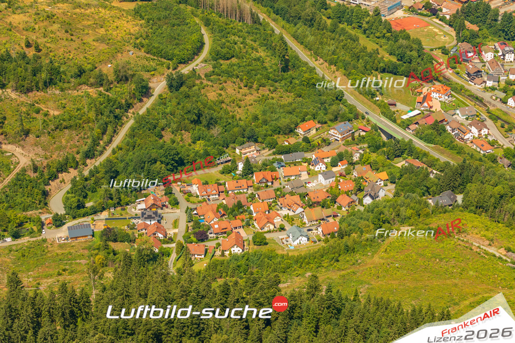 Luftaufnahme von Wallenfels - Die Luftaufnahme wurde 2025 vom UL-Flugzeug heraus erstellt ( keine Drohne ) - Hochauflösende Luftaufnahme - für professionelle Ausdrucke geeignet. Die Geschenkidee !Mit Lizenz und Bildrechte bestellbar