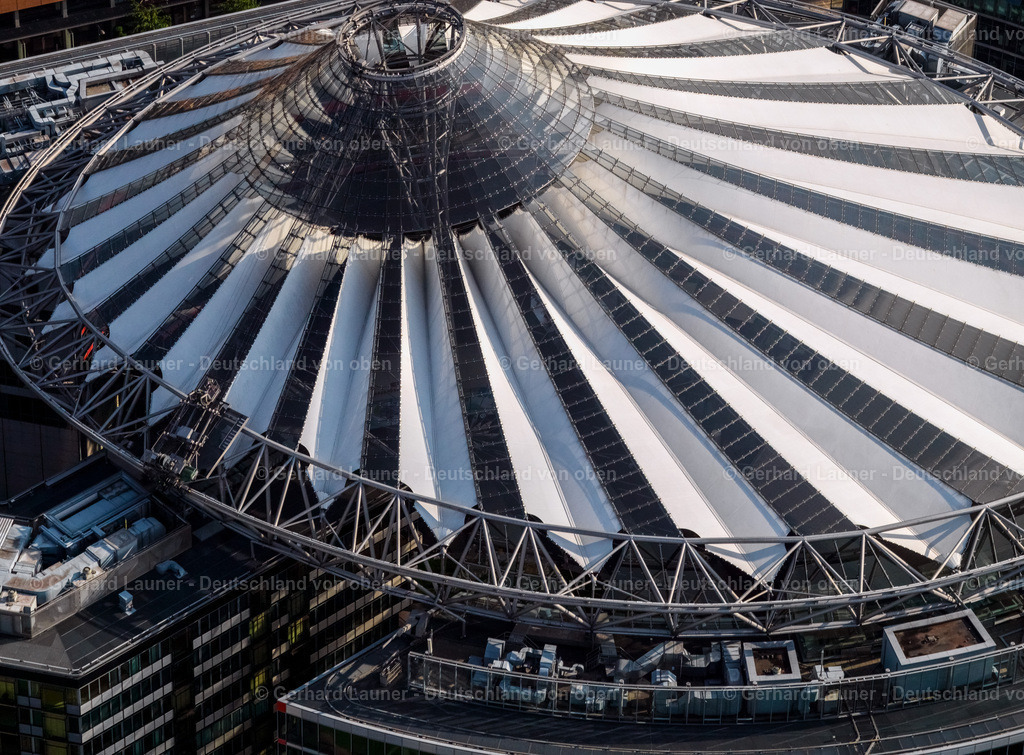 2790251 | Sony Center, Berlin