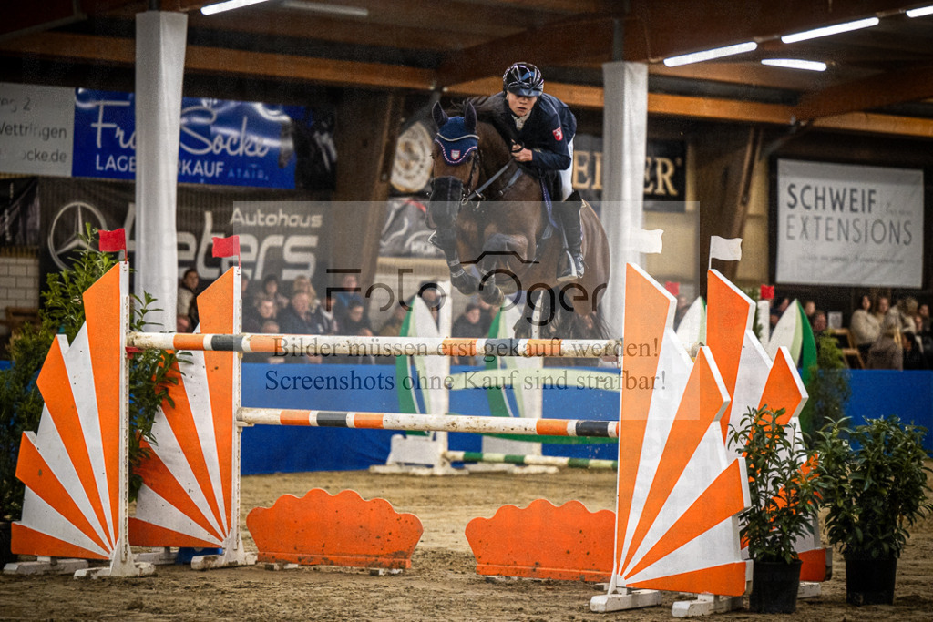 DOS_1246 | Entdecke hochwertige Reitturnierfotos von Foto Oger. Professionell, emotional und authentisch – jetzt Lieblingsmomente im Shop bestellen.Deutschlandweite Turnierfotografie. - Realisiert mit Pictrs.com