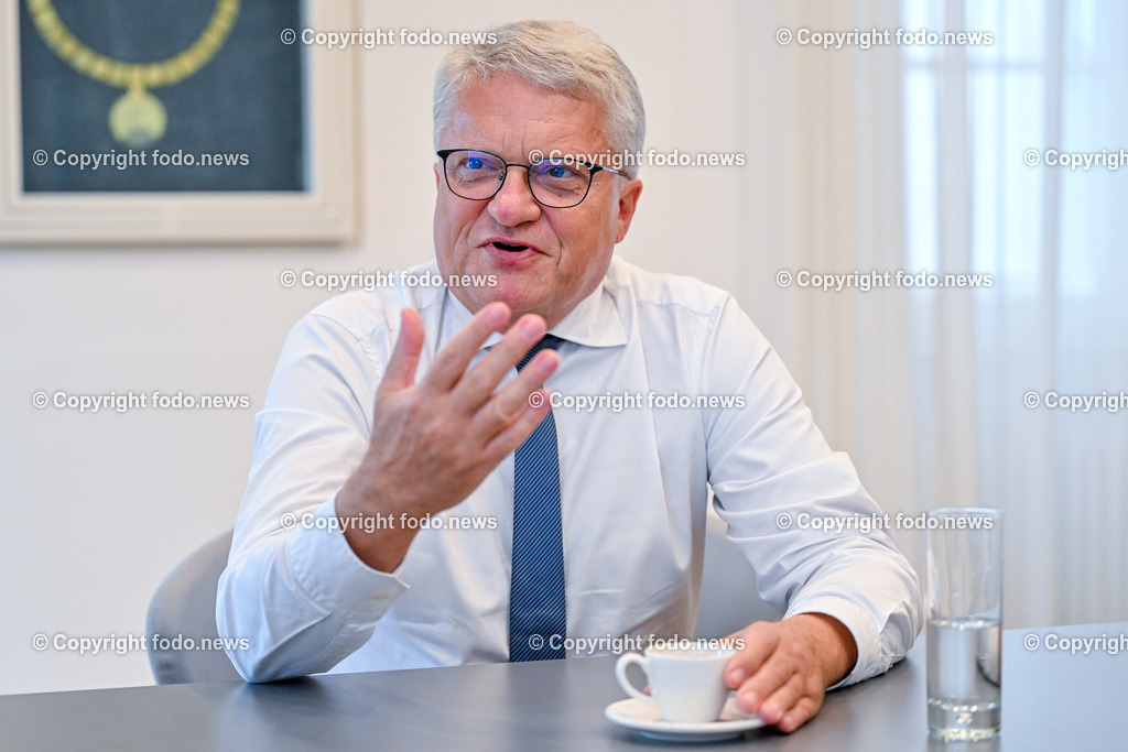 Klaus Luger (SP_ Bgm. der Stadt Linz)_ 01.07.2024-11 | 01.07.2024, Altes Rathaus, AUT, Buergermeister Klaus Luger, im Bild Klaus Luger (SP, Buergermeister der Stadt Linz) 